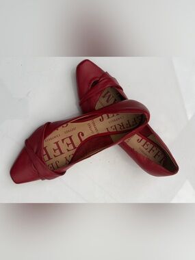 Jeffrey Campbell Red Pointed-Toe Leather Flats with Twist Detail